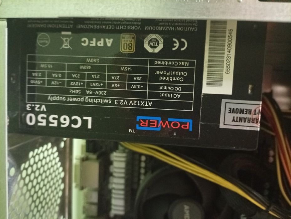 Продам комп'ютер,системний блок,стіл.