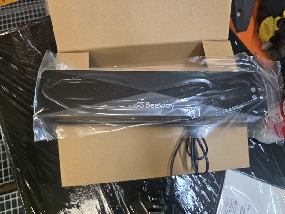 Laminator nowy..