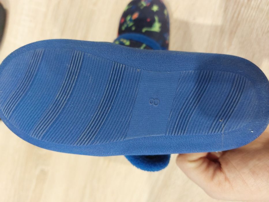 Тапочки кімнатні George