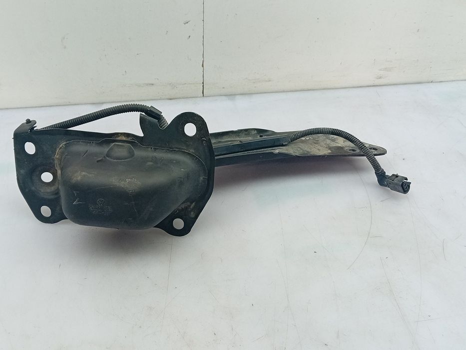 Braço de suspensão trás esquerdo VOLKSWAGEN Passat (3C2)