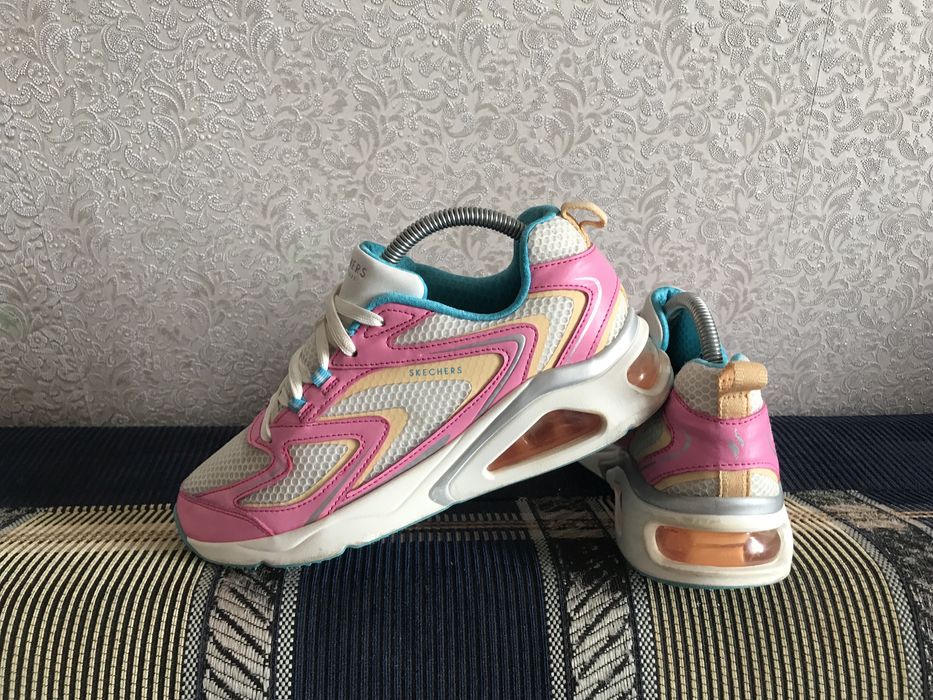Кросівки Skechers 39-40 розмір, по устілці 25 см