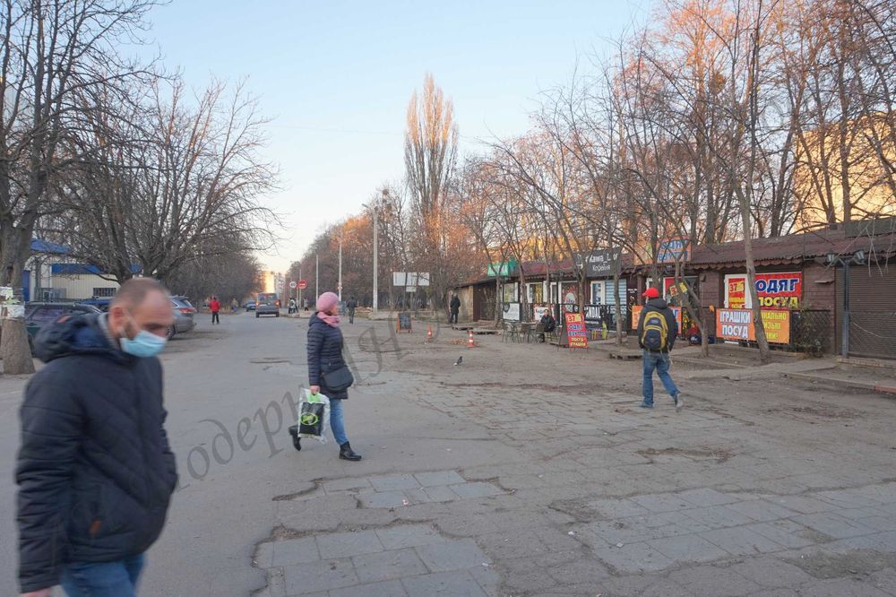 Магазинчик у прохідному місці біля АТБ Салтівка Харків оренда - Вид 3