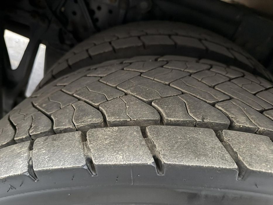 Mercedes do przewozu bydła