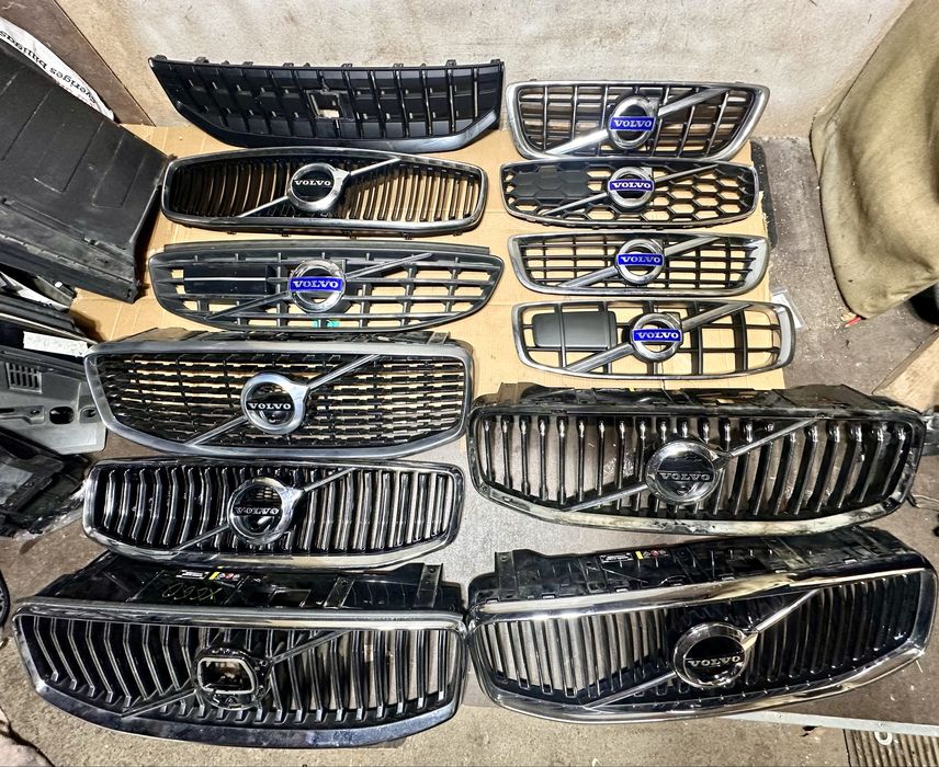 Pешетка радиатора гриль VOLVO V60 S60 V50 S40  V70 XC40 XC 60 V90