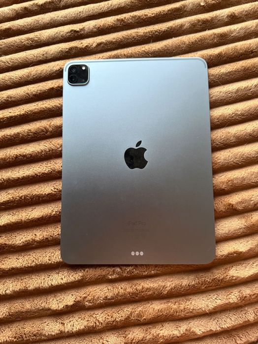 iPad Pro 11’ 4th generation 256GB
