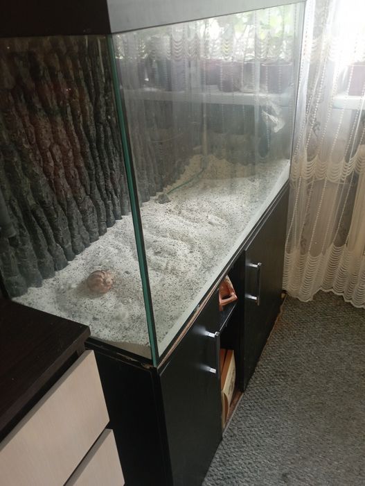 Продам б/у аквариум  с тумбой,наружным фильтром EHEIM professionel 3e