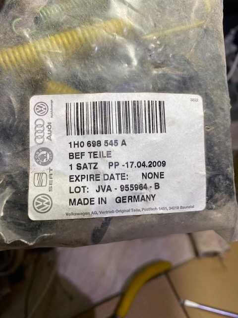 Гальм.колодки та диски 6R0615301, 6Q0698151, 6Q0698525A, 1H0698545A