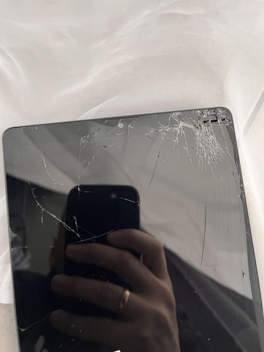 Sprzedam tablet Samsung Galaxy Tab A7 Lite   SM-T225 8,7" 3/32GB.   5G