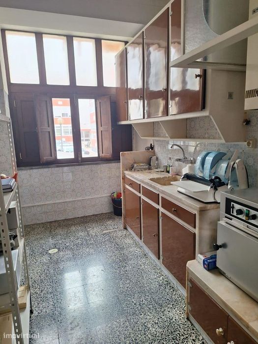 Arrendamento T2 - Porto Salvo 1.200€