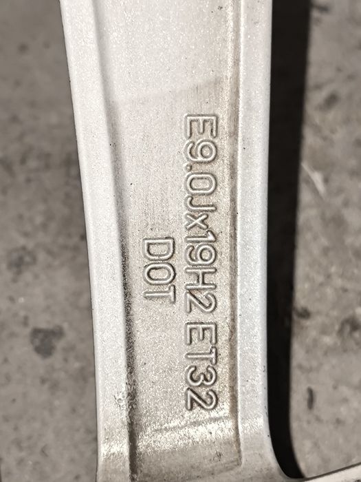 Alufelgi 19" Audi A4 B8