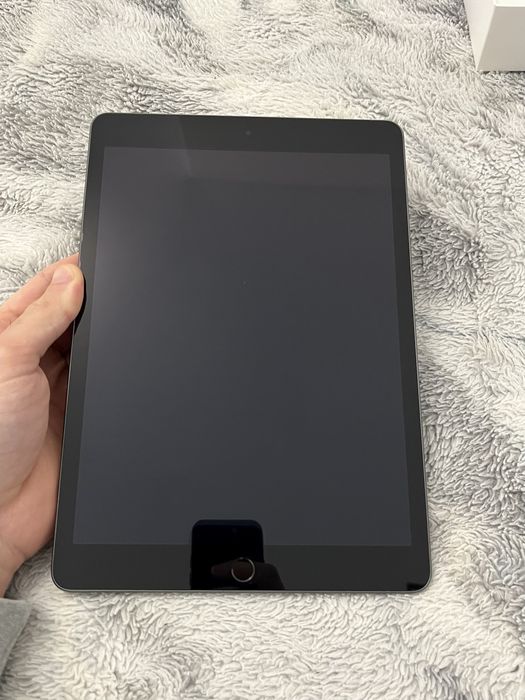 iPad 9th gen 64gb Wi-Fi | Rysik | 91% Kondycji