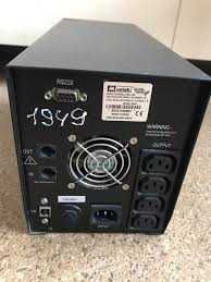 Для черепахи блок безперебійника та бесперебійного живлення.