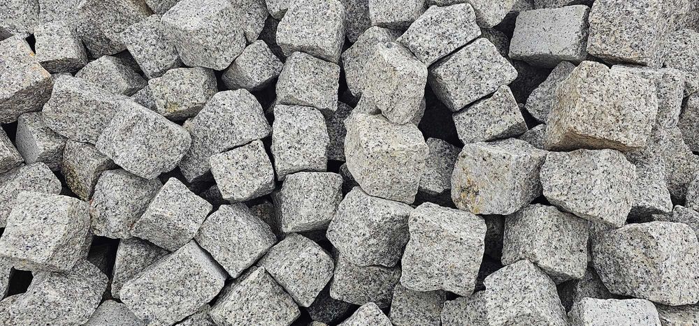 Kostka Granitowa Grys Granitowy Palisada Kora Kamienna Granit opornik