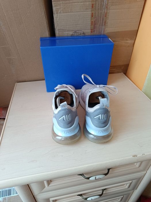 Кросівки Nike Wmns Air Max 270 В'єтнам