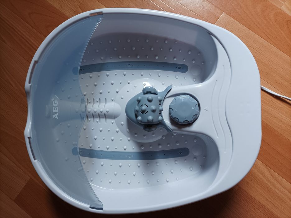 Masażer do stóp AEG