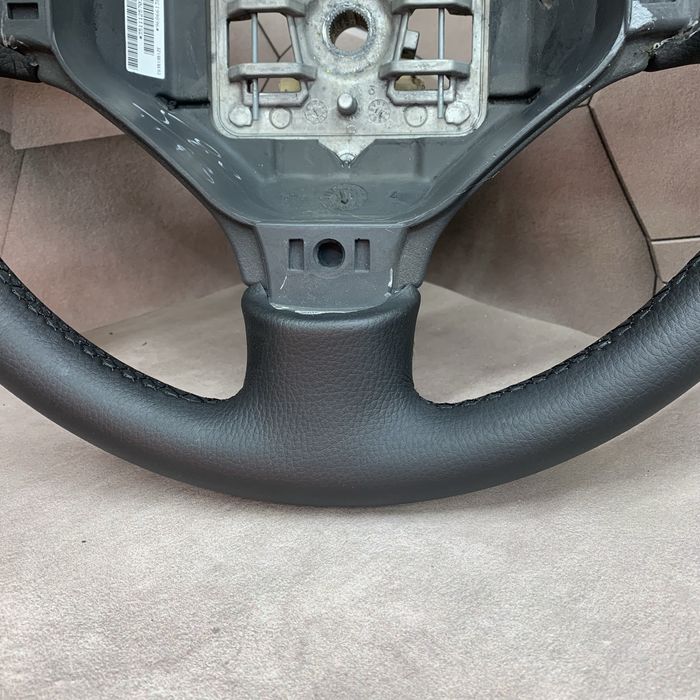 Перешитий руль на обмін Пежо 308 3008 і 5008 Peugeot