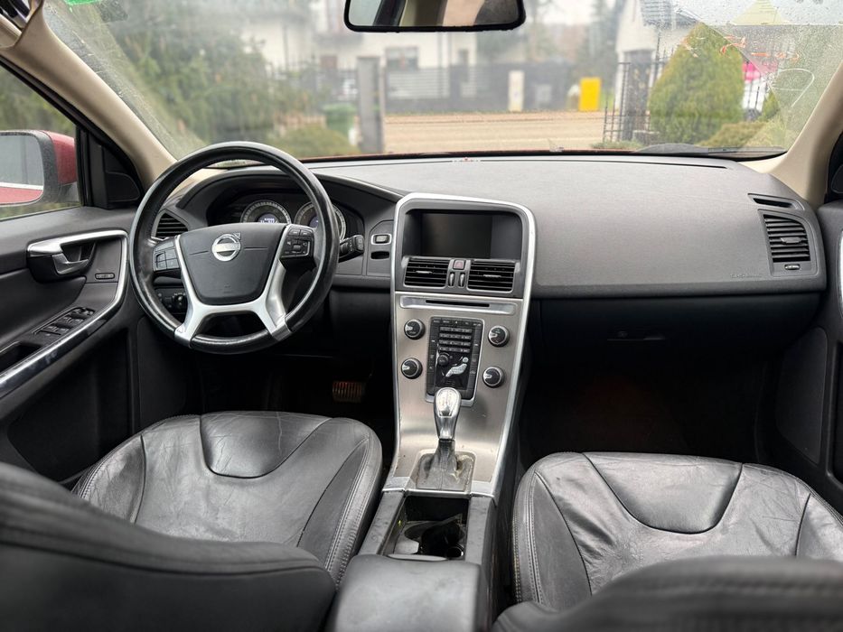 Volvo XC60 3.2 Benzyna USA  Do rejestracji