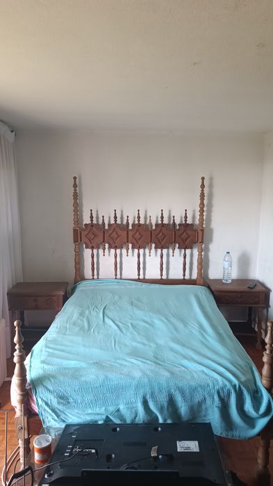 Móvel antigo - conjunto quarto cama armário