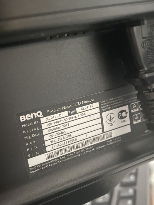 Monitor Gaming BenQ XL2411T – 144Hz, 24”