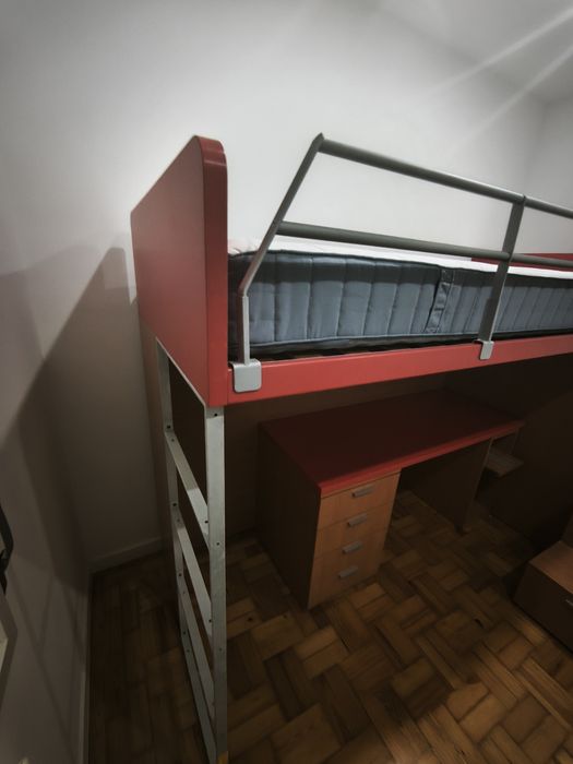 Cama Estúdio com secretária criança