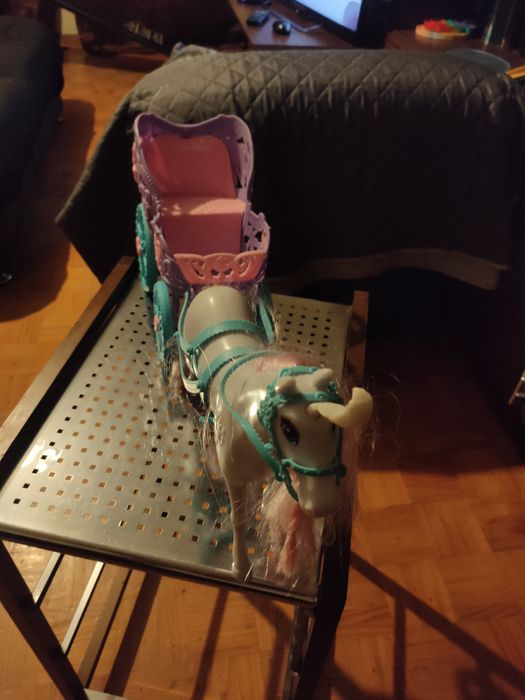 Carruagem com cavalo Barbie