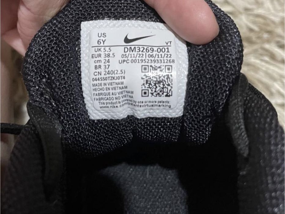 Nike. Кросівки .