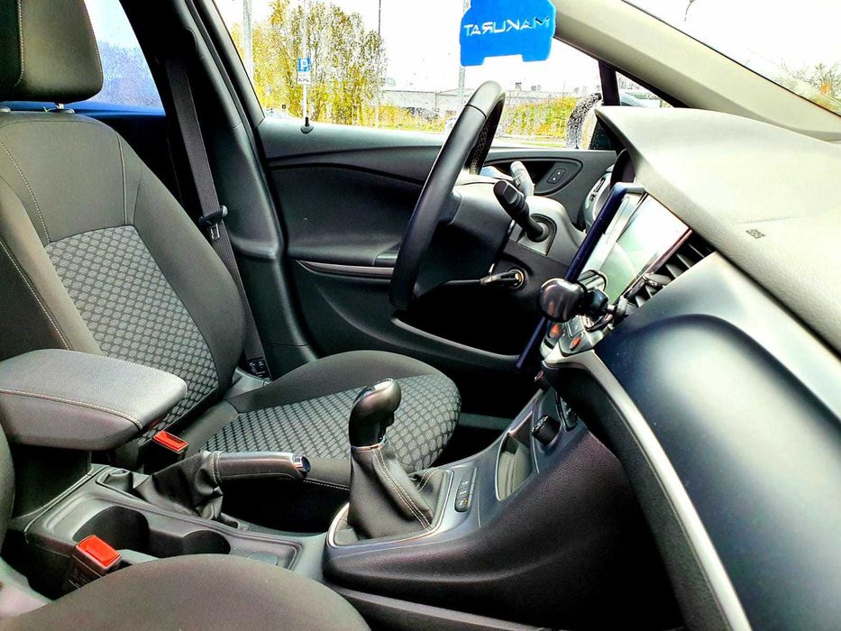 Opel Astra Wynajem/ Wynajem na lotnisku