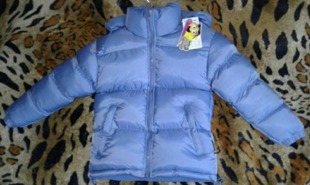 Зимова курточка  куртка двустороння.