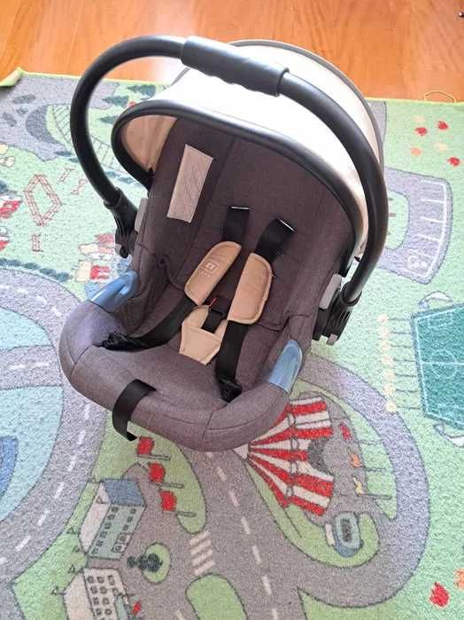 carrinho zippy bebe com ovo