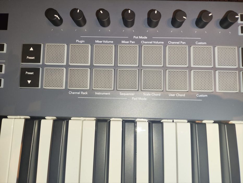 FL Key 37 – kontroler MIDI do FL Studio | stan bardzo dobry
