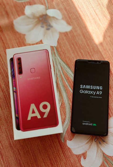 Smartfon SAMSUNG Galaxy A 9 2018