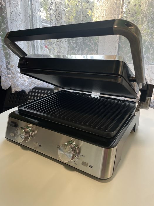 Мульти гриль BRAUN CG7020