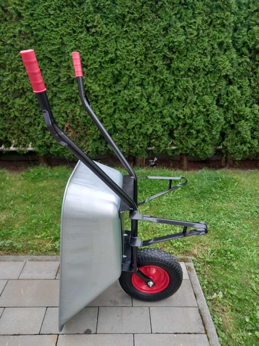 Taczka ogrodowa ocynkowana