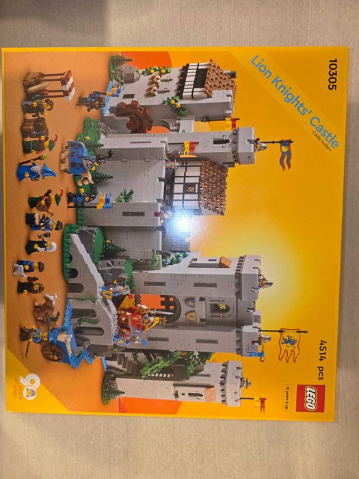 LEGO 10305 ICONS - Zamek rycerzy herbu Lew