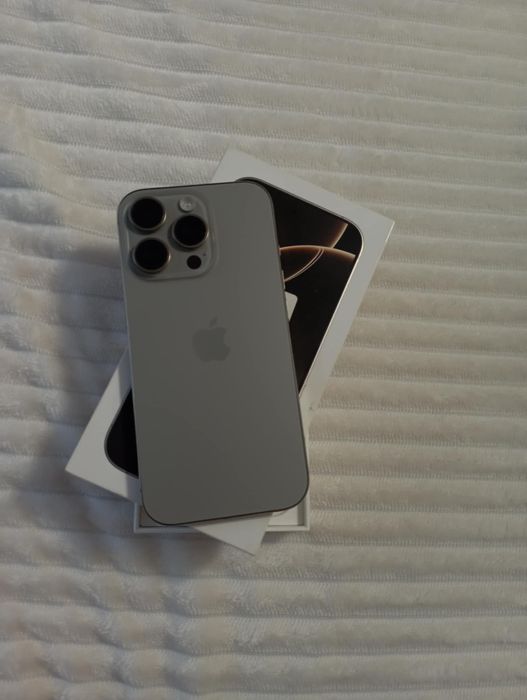 iPhone 16 Pro 128G tytan naturalny