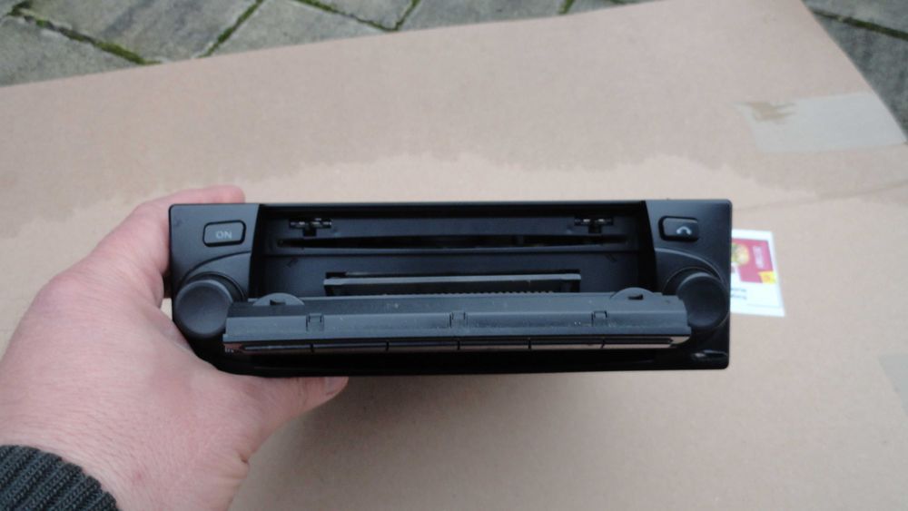 Radio  Samochodowe BECKER INDIANAPOLIS CD Model BE7922 Odkodowane