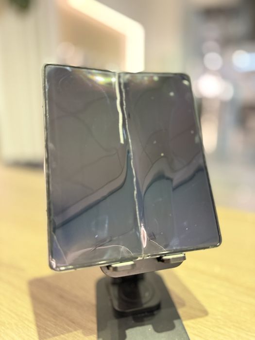 Samsung Galaxy Fold 4 12/256 gb