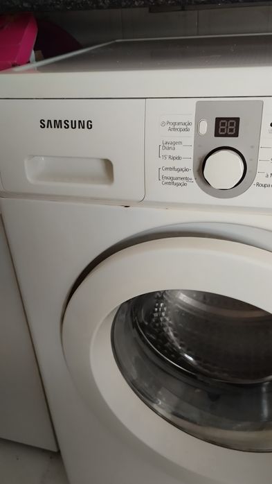Máquina de lavar roupa Samsung