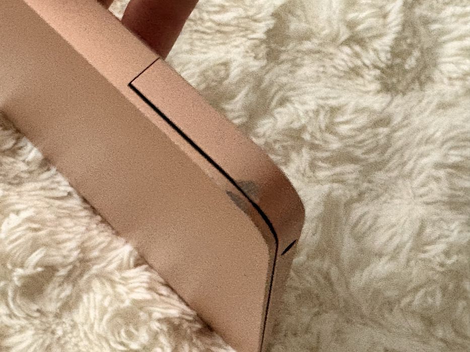 Macbook air 13-inch 2018 rose gold