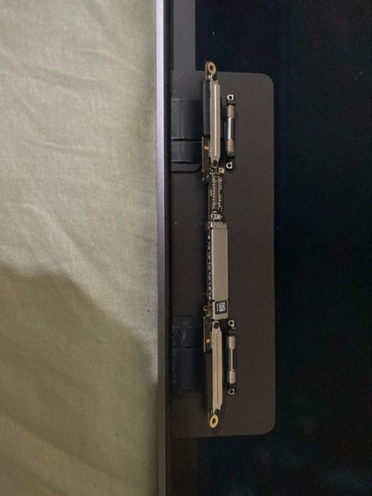 Tela LCD MacBook Pro 13” (A1706 / A1932 / A1989 / A2159)