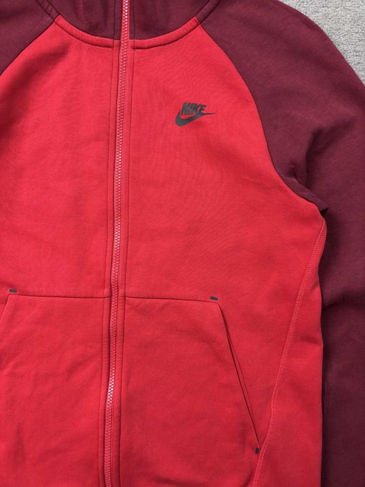 Bluza Nike S Czerwona Tech Fleece Rozpinana Swoosh Drill Kaptur