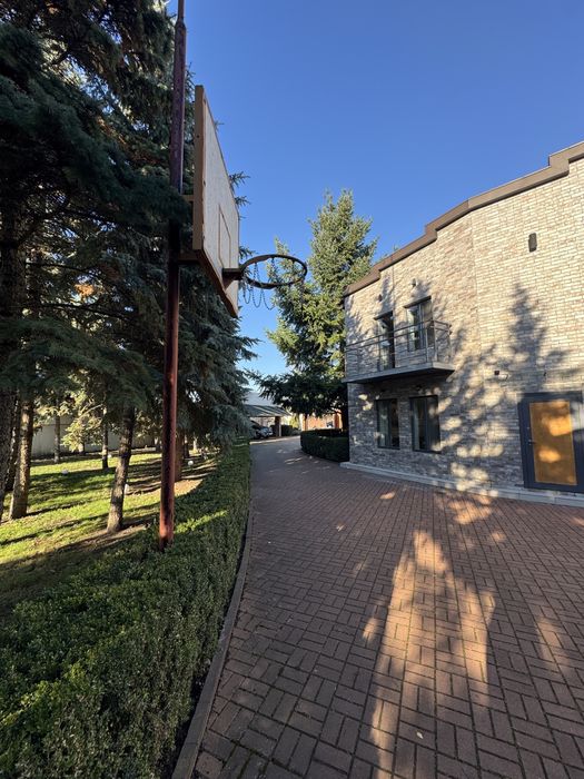 Оренда закритого комплексу та будинку с. Новосілки Вишгородського р-н