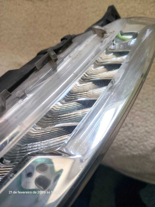 Farol DRL dianteiro direito Valeo original - Citroën C4 Picasso