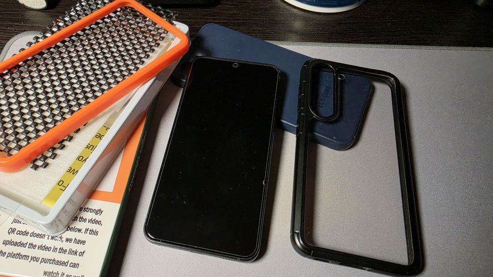 Samsung Galaxy S23 - 256gb - Preto e Cinzento