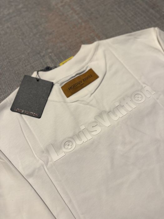 T-shirt LV branco