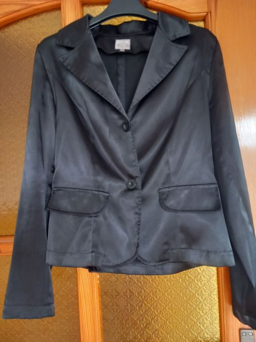 Żakiet satynowy czarny