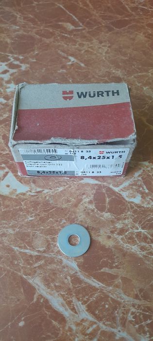 Podkładki Würth powiększone stalowe 8,4x25x1,5 mm 50 sztuk DIN 522