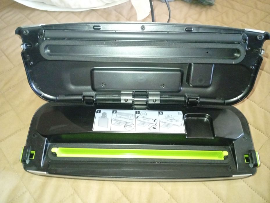 FoodSaver Vacumizer Urban Premium Plus