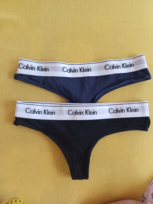 Majtki-figi stringi Calvin Klein L- 2pary