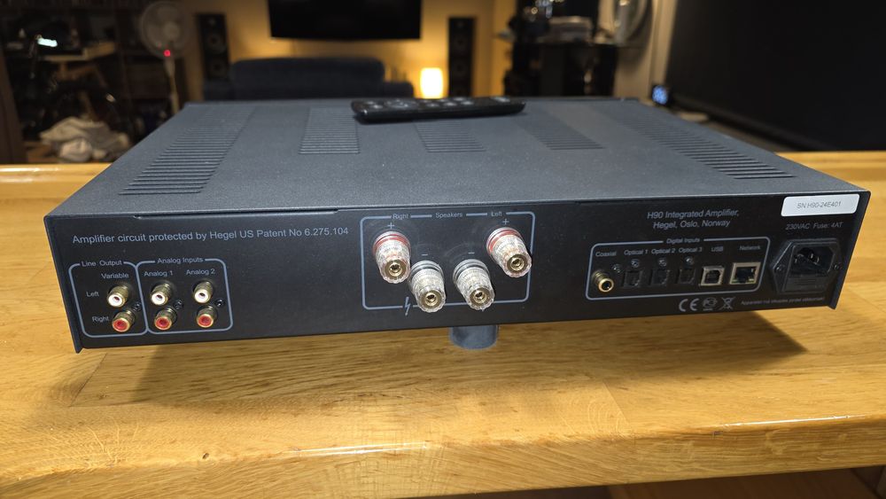 Wzmacniacz Hegel H90
